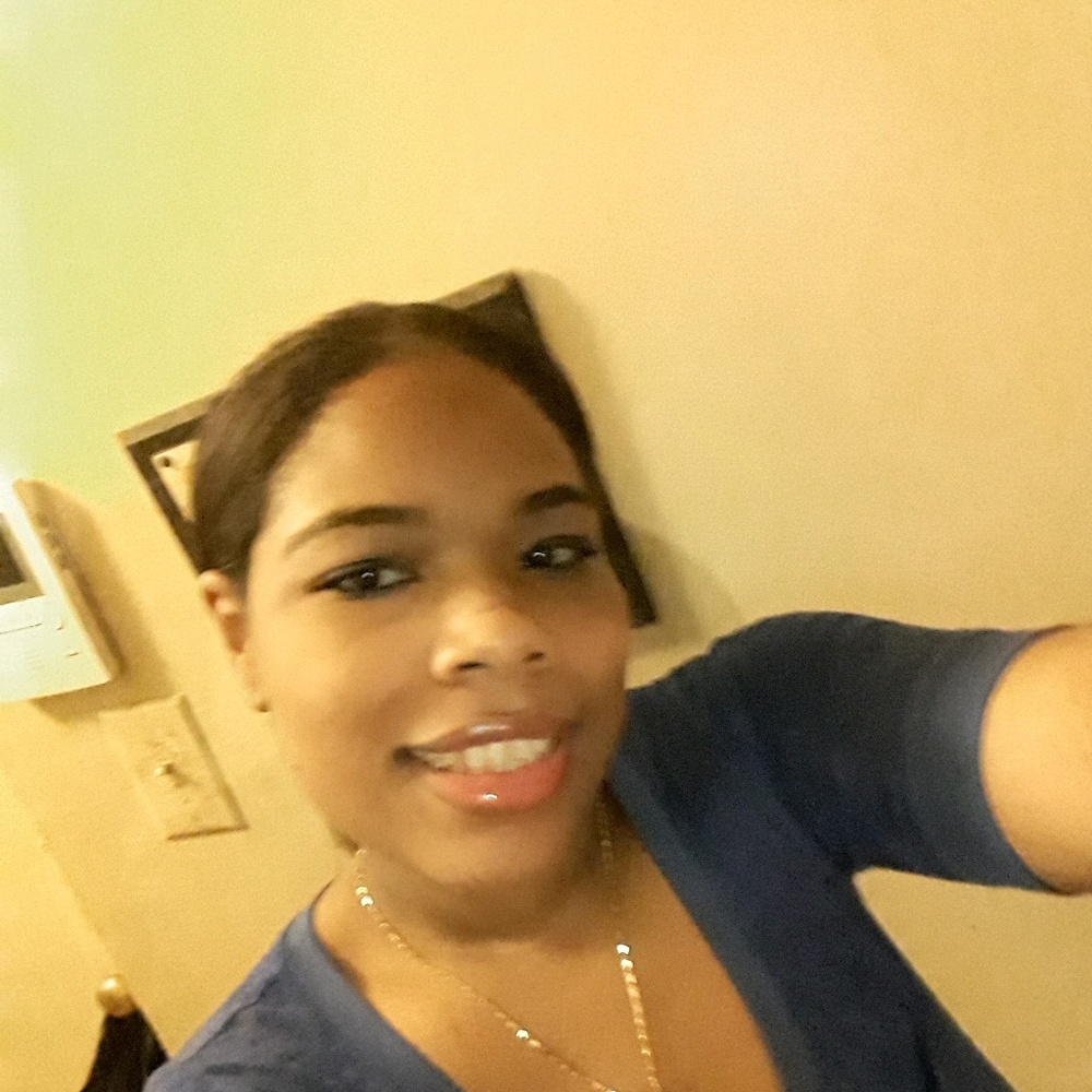 Meet your Posher, Eliana